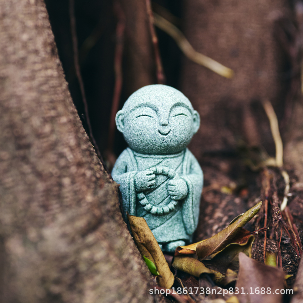 Japanese Buddha Figurine Good  – Aquarium Fish Japanese Bewertung und Preis